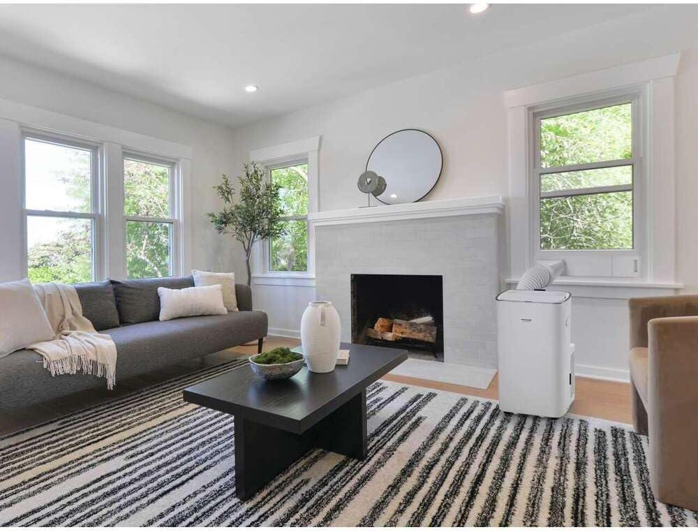 imageFrigidaire 14k HeatCool Portable wWifi14k Portable Inverter HeatCool